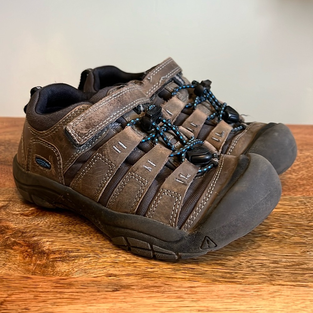 Keen brown leather shoes size 13
